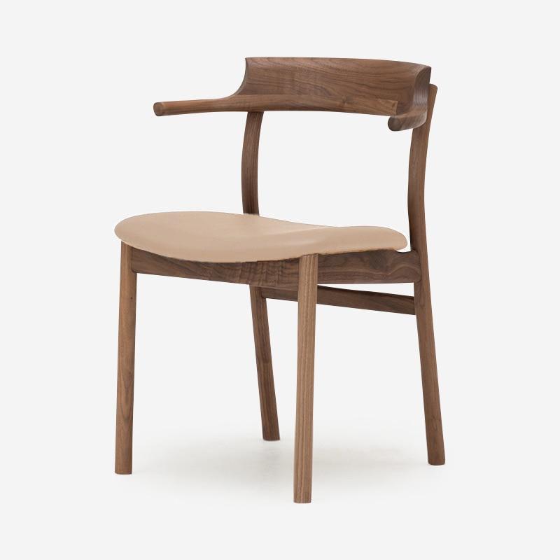 SOUP Gamma Dining Armchair with Synthetic Leather Seat (Beige) | Walnu ...